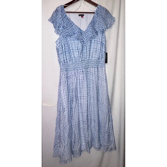Vince Camuto Dresses & Skirts - Vince Camuto Women's 1X Blue White Ruffle Detail Midi Dress -‎ NWT